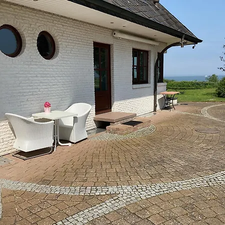 Meerblick-ostsee تيميندورفير ستراند